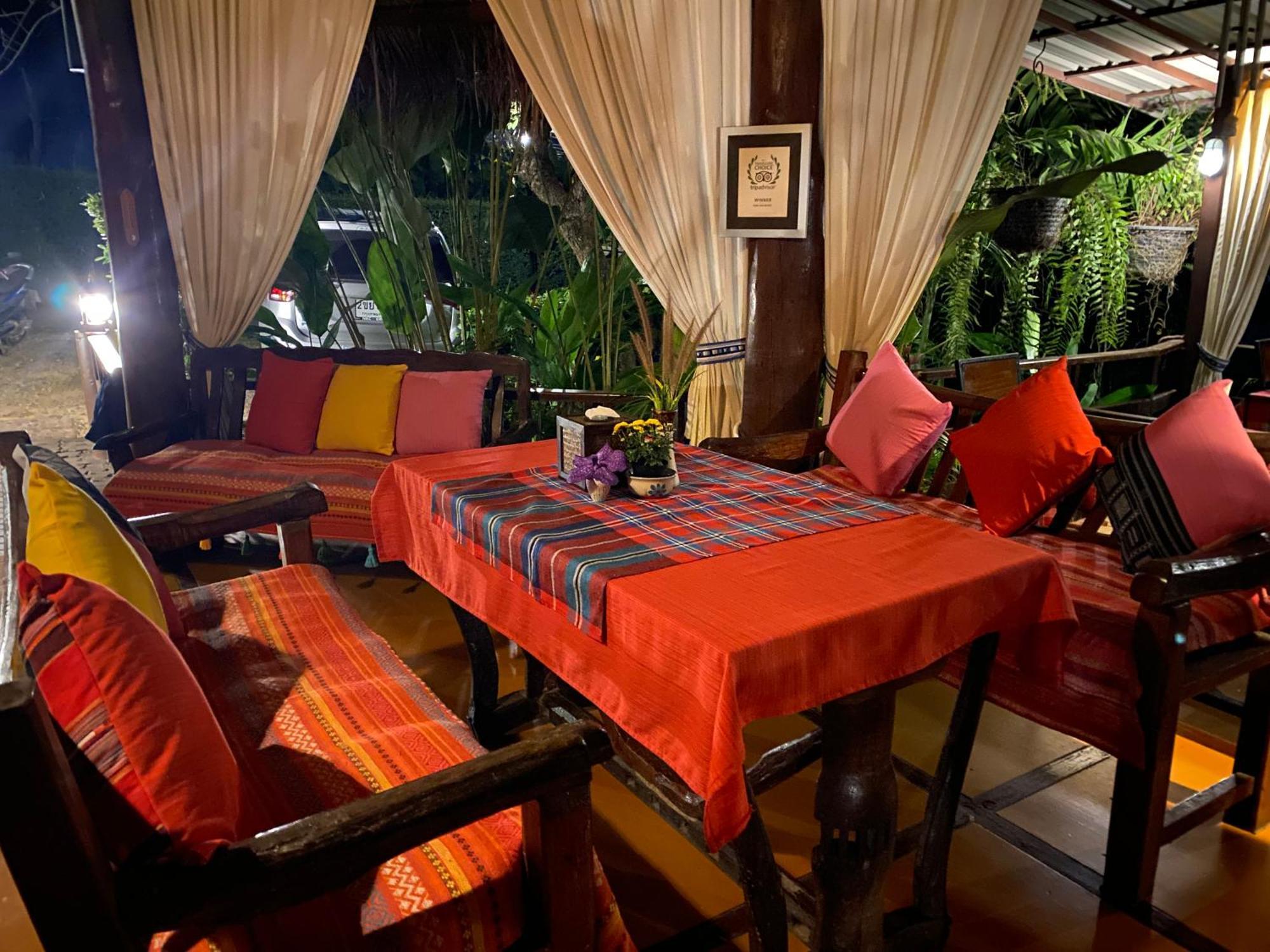 Pura Vida Pai Resort Exterior photo